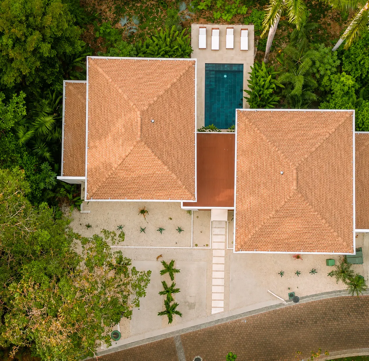 The Pacific Hideaway